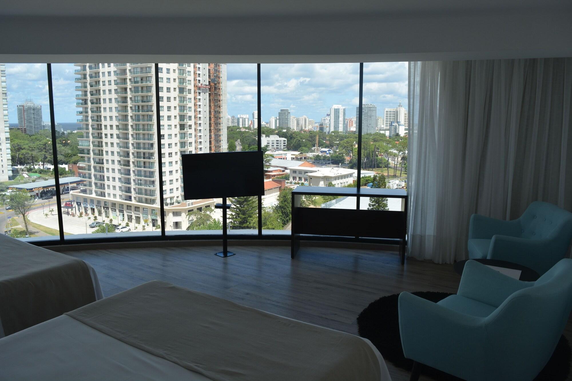 Don Majestic Hotel ปุนตา เดล เอสเต ภายนอก รูปภาพ
